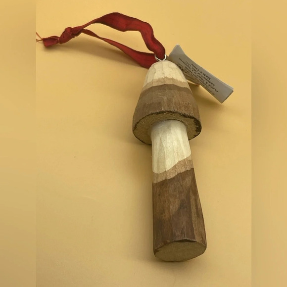 Wooden Mushroom Ornament, NWT - Picture 3 of 3